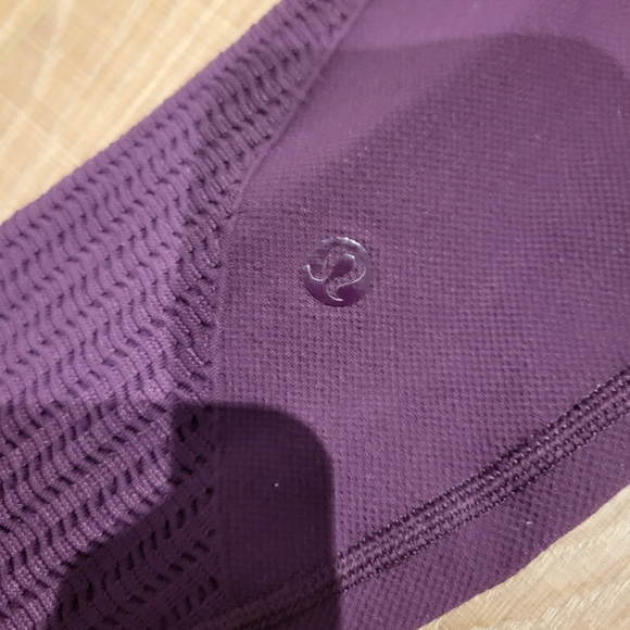 Lululemon Flow and go tight - Picture 2 of 4